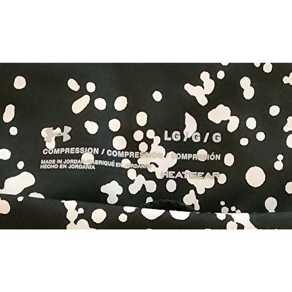 UA Fly Fast WOMENS (Pre Loved) Capri -- Size Large Black and White Polka Dot - Picture 4 of 4